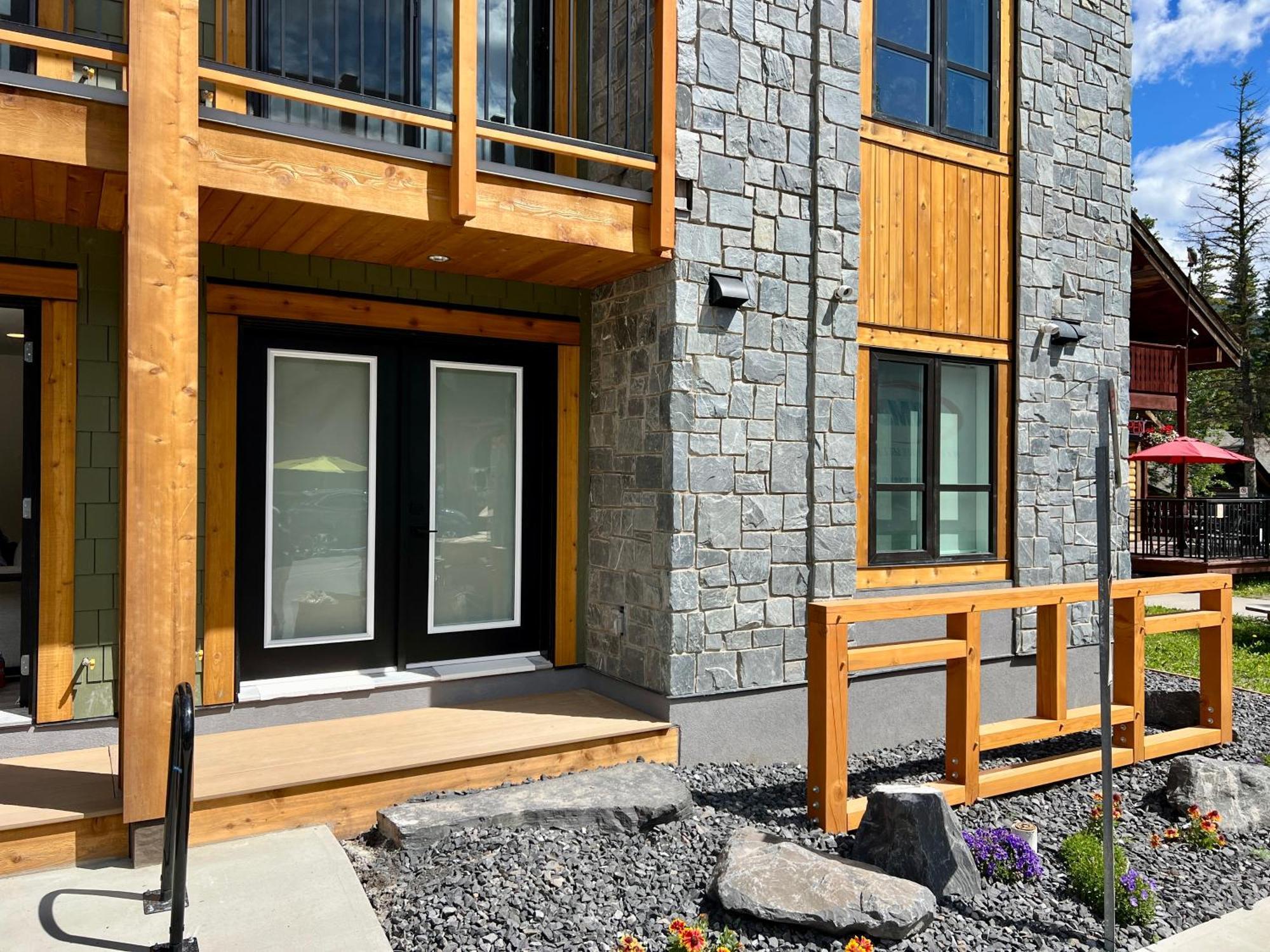 Apartamento Special! New Downtown Mtn View Free Parking 2B&2B Canmore Exterior foto