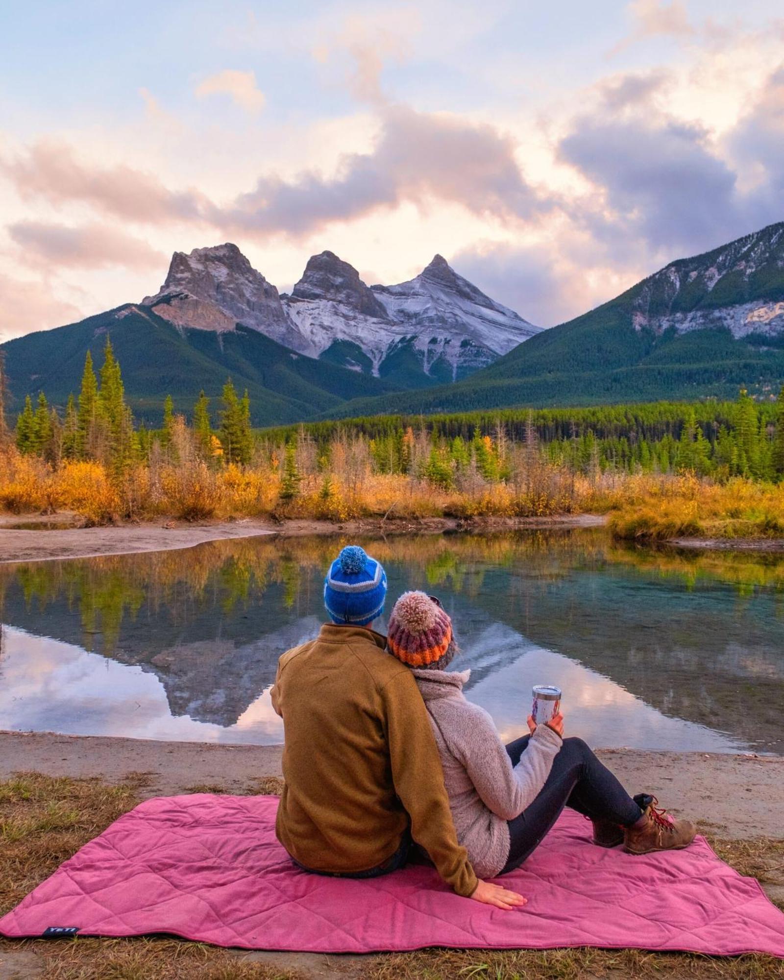 Apartamento Special! New Downtown Mtn View Free Parking 2B&2B Canmore Exterior foto