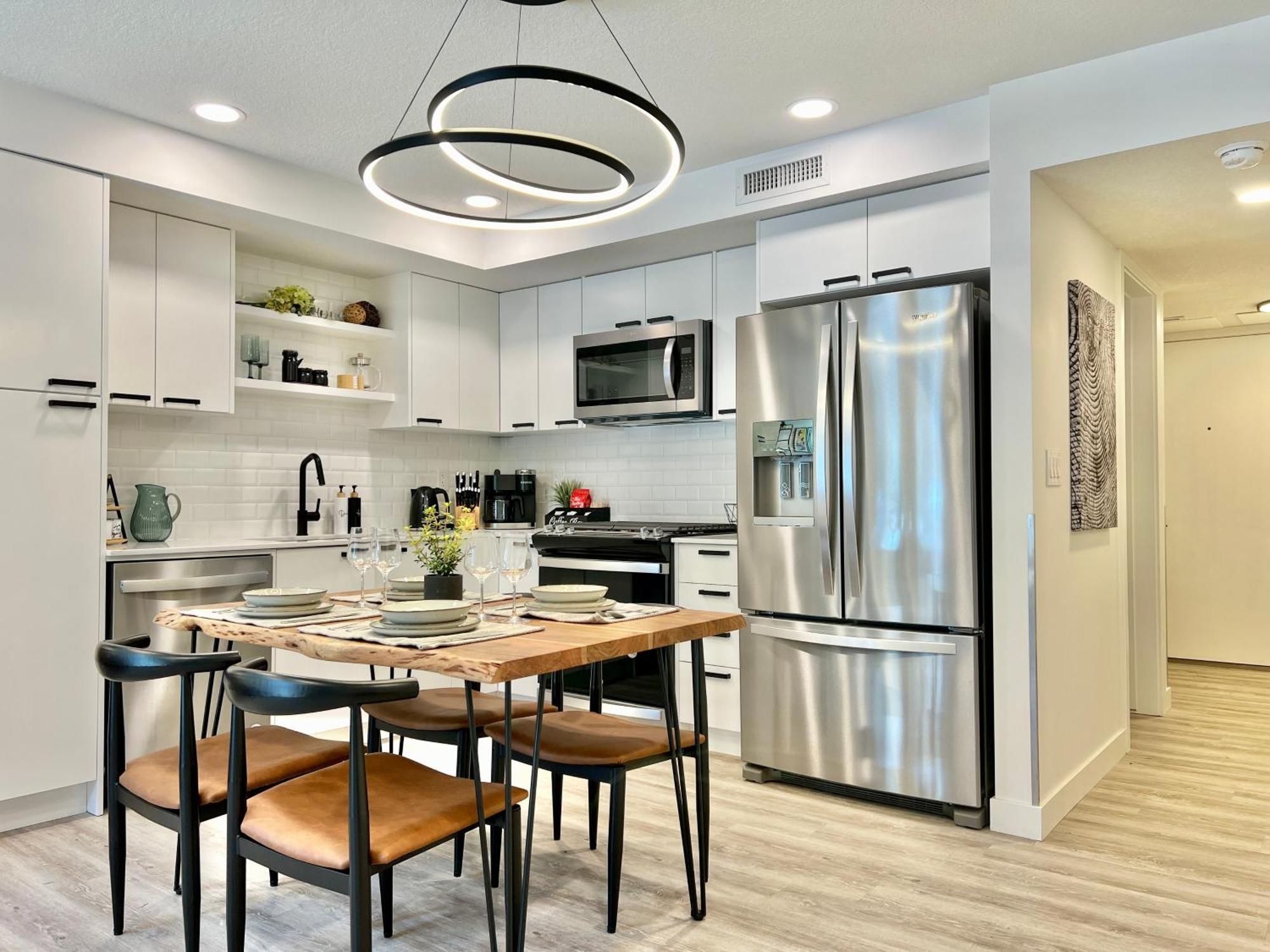 Apartamento Special! New Downtown Mtn View Free Parking 2B&2B Canmore Exterior foto